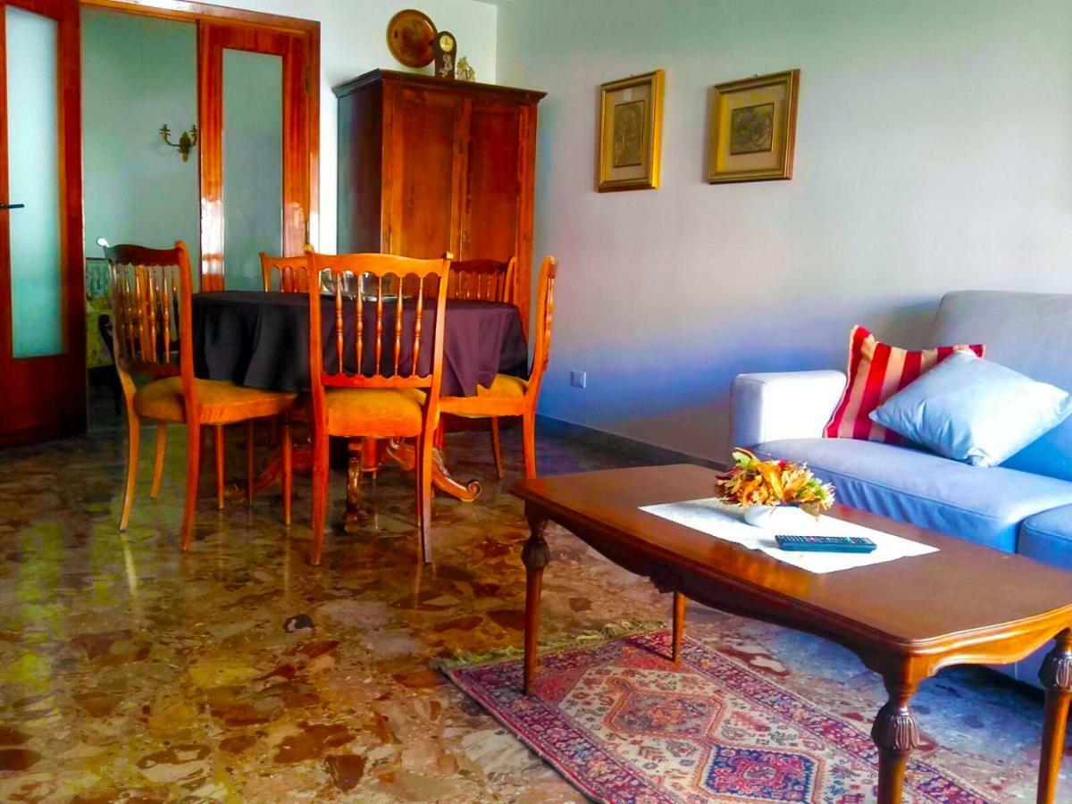 Roma Manuela'S Cozy Guest House Trastevere Εξωτερικό φωτογραφία