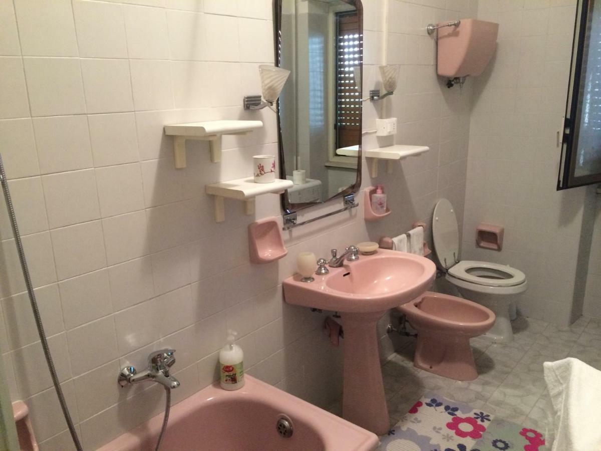 Roma Manuela'S Cozy Guest House Trastevere Εξωτερικό φωτογραφία