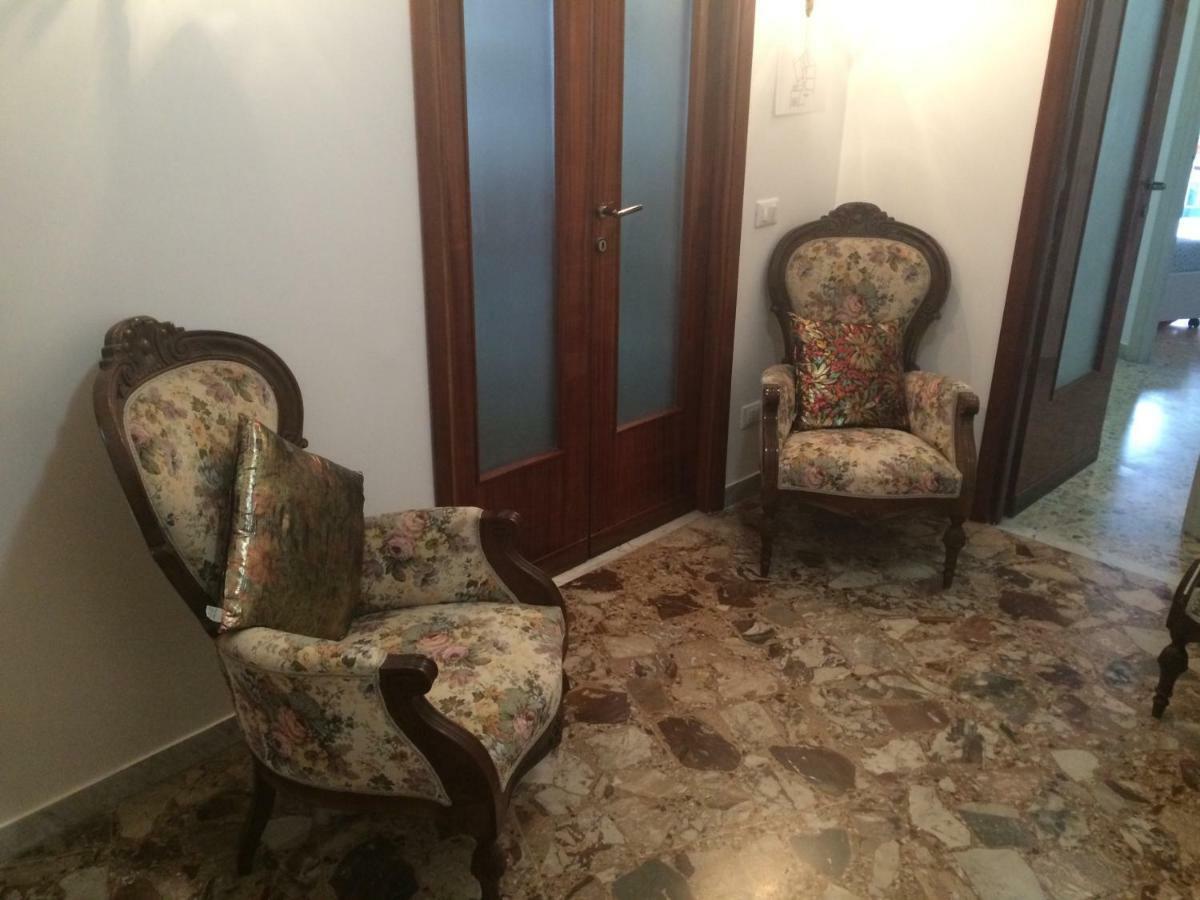 Roma Manuela'S Cozy Guest House Trastevere Εξωτερικό φωτογραφία